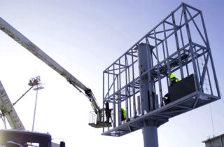 Cómo facilitan las plataformas en la instalación de anuncios y publicidad exterior